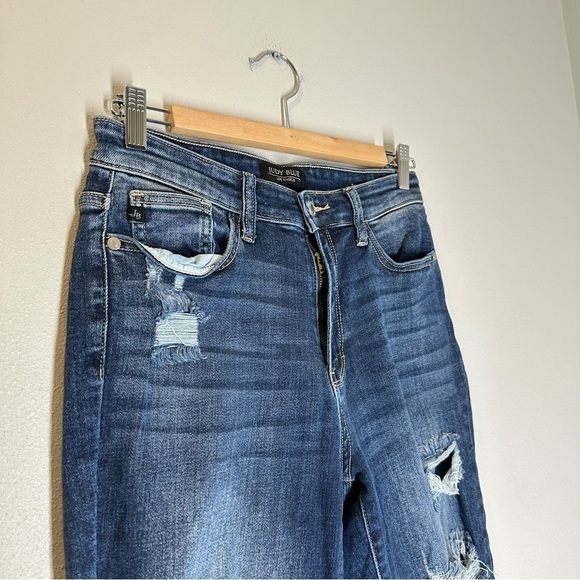 Judy Blue Dark Wash Distressed Boyfriend Jeans Size 27 Women’s High Waisted - Picture 10 of 12